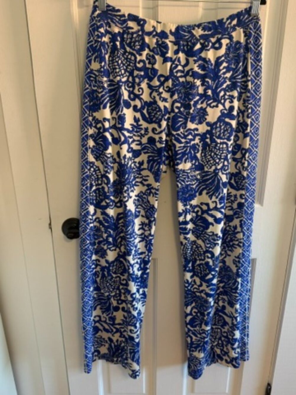 Lilly Pulitzer White Blue Sea Turtle Print Pants Size L